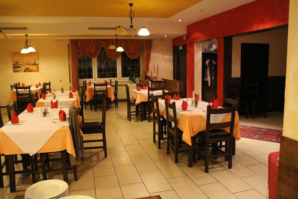 Legend Hotel Biebesheim am Rhein Luaran gambar