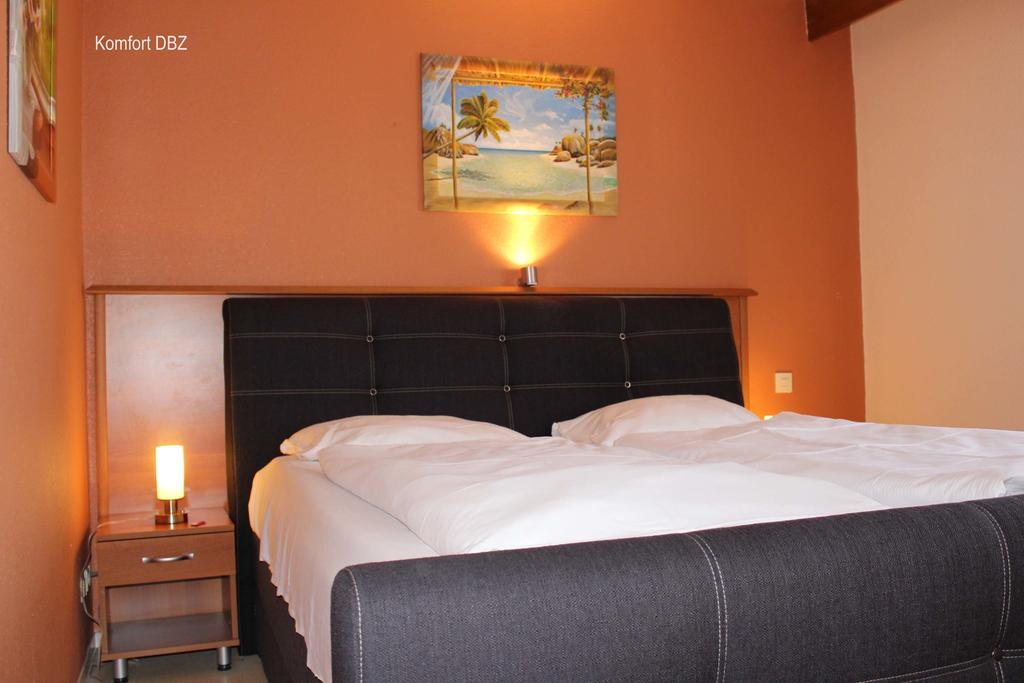 Legend Hotel Biebesheim am Rhein Bilik gambar