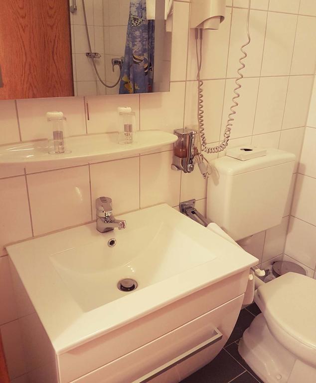 Legend Hotel Biebesheim am Rhein Luaran gambar