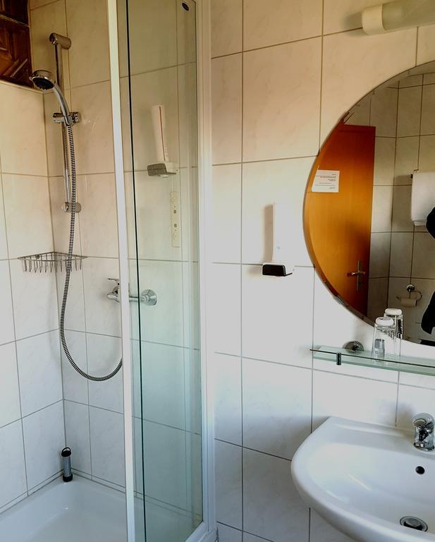 Legend Hotel Biebesheim am Rhein Luaran gambar
