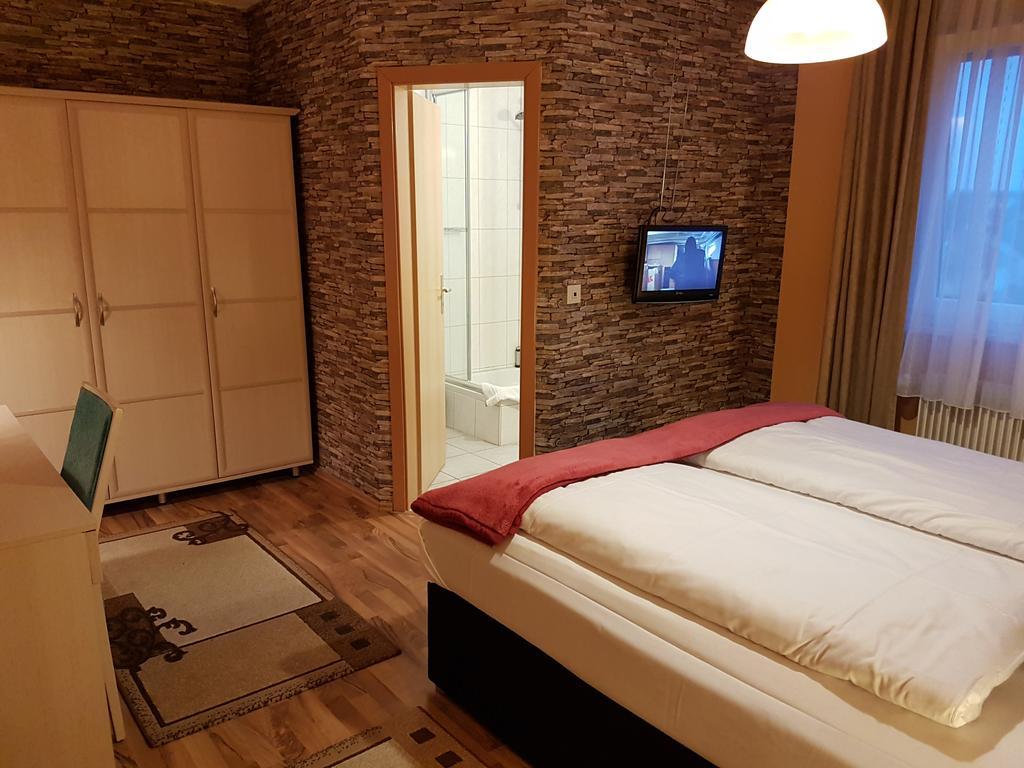 Legend Hotel Biebesheim am Rhein Luaran gambar