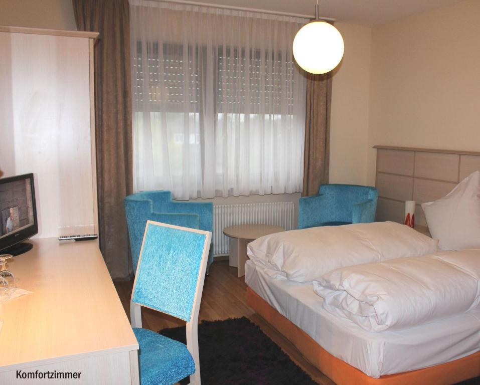 Legend Hotel Biebesheim am Rhein Bilik gambar